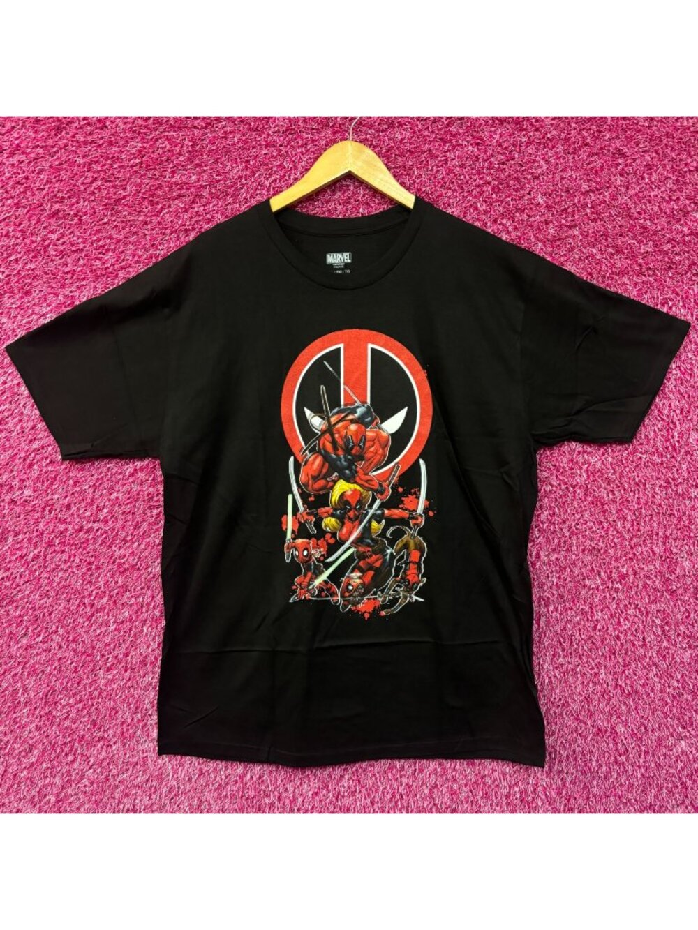 Marvel Deadpool Family Tshirt size XL